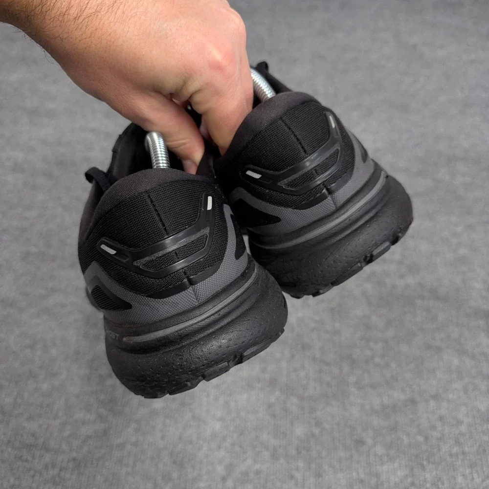 Brooks Ghost 15 Men's Size 9.5 Extra Wide (4E) Running Shoes Triple Black